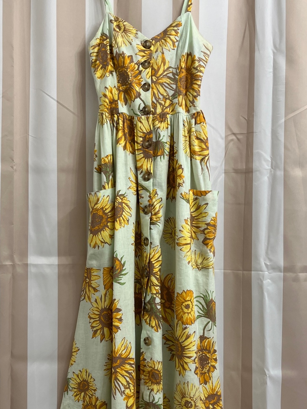 Sun flower midi dress in mint green and yellow. Small